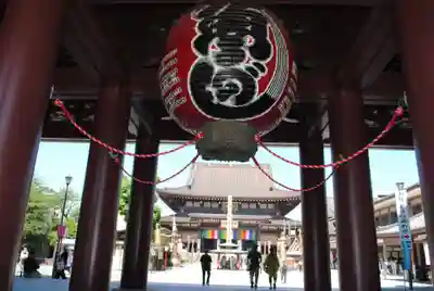 川崎大師（平間寺）の山門・神門