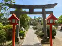 尾曳稲荷神社の{uncategorized: "未分類", other: "その他", undefined: "問題あり", building: "その他建物", grave: "お墓", sacred_gate: "鳥居", guardian: "狛犬", statue: "像", buddha: "仏像", history: "歴史", nature: "自然", garden: "庭園", animal: "動物", pagoda: "塔", temizu: "手水舎", mountain_gate: "山門・神門", sanctuary: "本殿・本堂", subordinate: "末社・摂社", art: "芸術", scenery: "景色", jizo: "地蔵", ema: "絵馬", goshuin: "御朱印", omikuji: "おみくじ", items: "授与品その他", amulet: "お守り", goshuincho: "御朱印帳", eats: "食事", festival: "お祭り", votive_dance: "神楽", shichigosan: "七五三参", wedding: "結婚式", experience: "体験その他", initially: "初詣", around: "周辺", anti_infection: "感染症対策"}