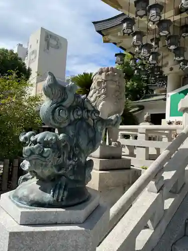 難波八阪神社の狛犬