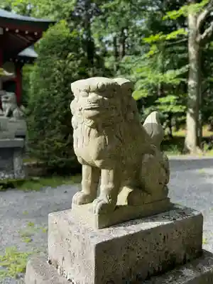 山中諏訪神社(山梨県)