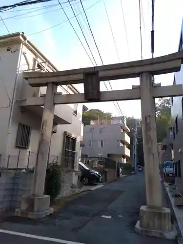 若宮八幡宮の鳥居