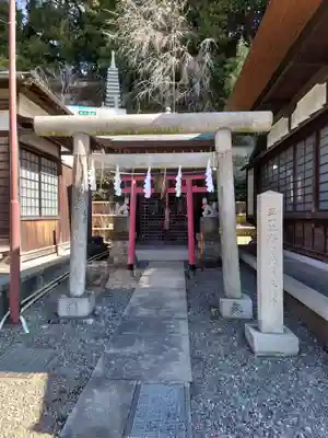 大坊本行寺の鳥居