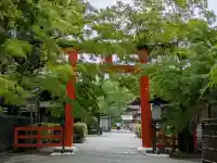 賀茂御祖神社(下鴨神社)の{uncategorized: "未分類", other: "その他", undefined: "問題あり", building: "その他建物", grave: "お墓", sacred_gate: "鳥居", guardian: "狛犬", statue: "像", buddha: "仏像", history: "歴史", nature: "自然", garden: "庭園", animal: "動物", pagoda: "塔", temizu: "手水舎", mountain_gate: "山門・神門", sanctuary: "本殿・本堂", subordinate: "末社・摂社", art: "芸術", scenery: "景色", jizo: "地蔵", ema: "絵馬", goshuin: "御朱印", omikuji: "おみくじ", items: "授与品その他", amulet: "お守り", goshuincho: "御朱印帳", eats: "食事", festival: "お祭り", votive_dance: "神楽", shichigosan: "七五三参", wedding: "結婚式", experience: "体験その他", initially: "初詣", around: "周辺", anti_infection: "感染症対策"}