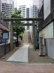 宮益御嶽神社の鳥居