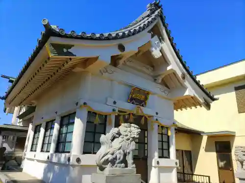 小川熱田社の本殿・本堂