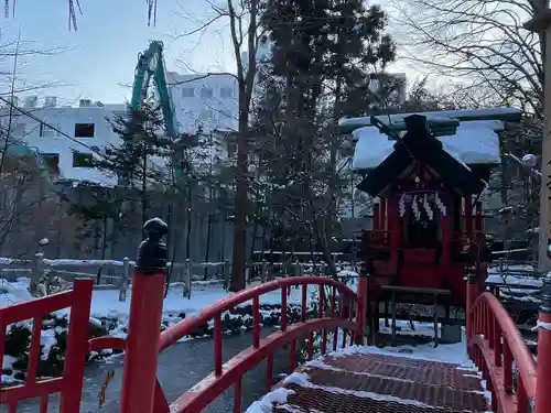 白石神社の末社・摂社