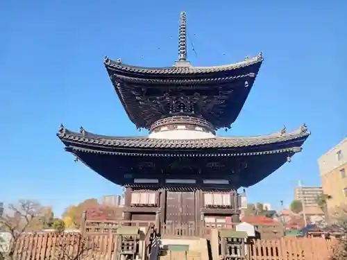 愛染堂勝鬘院の塔