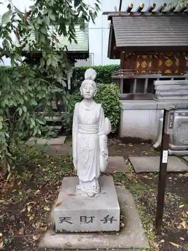 成子天神社の像