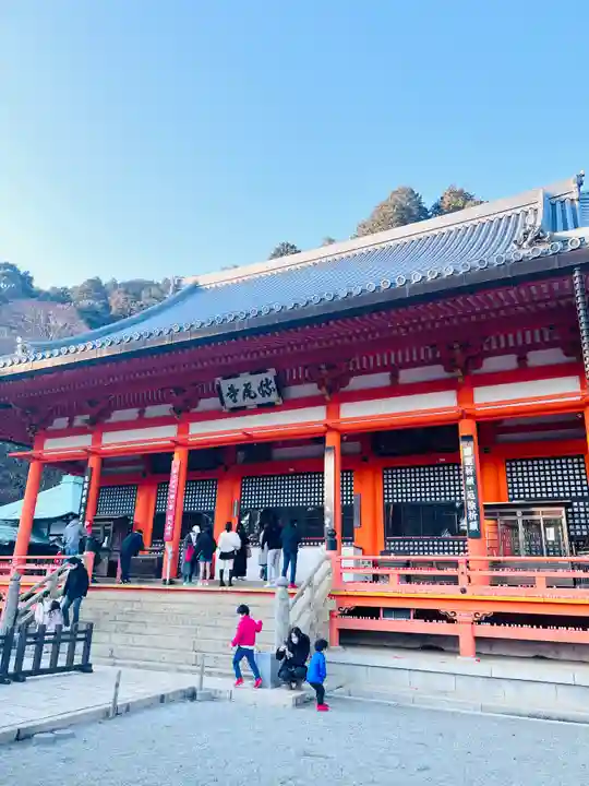 勝尾寺の本殿・本堂
