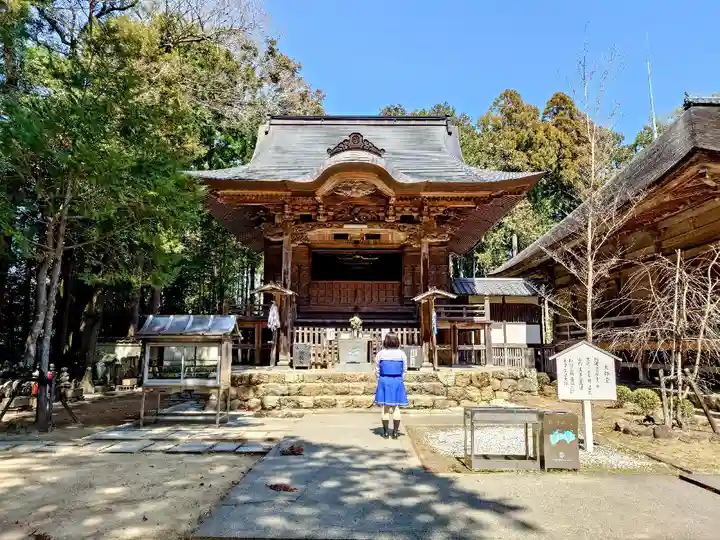 國分寺の本殿・本堂
