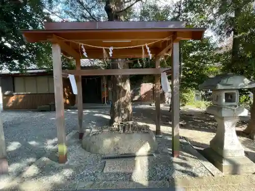 小川神社の{uncategorized: "未分類", other: "その他", undefined: "問題あり", building: "その他建物", grave: "お墓", sacred_gate: "鳥居", guardian: "狛犬", statue: "像", buddha: "仏像", history: "歴史", nature: "自然", garden: "庭園", animal: "動物", pagoda: "塔", temizu: "手水舎", mountain_gate: "山門・神門", sanctuary: "本殿・本堂", subordinate: "末社・摂社", art: "芸術", scenery: "景色", jizo: "地蔵", ema: "絵馬", goshuin: "御朱印", omikuji: "おみくじ", items: "授与品その他", amulet: "お守り", goshuincho: "御朱印帳", eats: "食事", festival: "お祭り", votive_dance: "神楽", shichigosan: "七五三参", wedding: "結婚式", experience: "体験その他", initially: "初詣", around: "周辺", anti_infection: "感染症対策"}