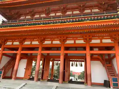 平安神宮の山門・神門