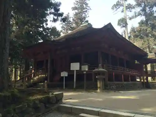 比叡山延暦寺の本殿・本堂