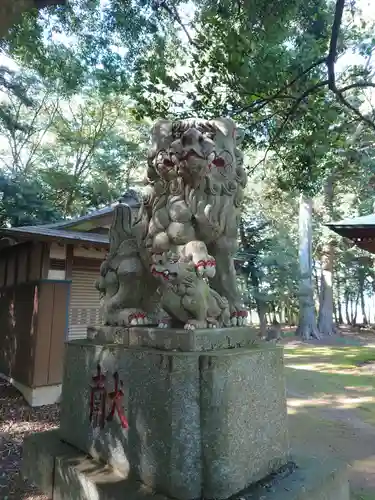 東蕗田天満社の狛犬