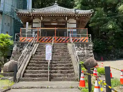 多度観音堂の本殿・本堂