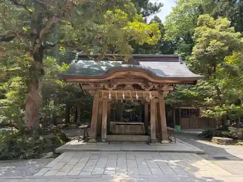 彌彦神社の{uncategorized: "未分類", other: "その他", undefined: "問題あり", building: "その他建物", grave: "お墓", sacred_gate: "鳥居", guardian: "狛犬", statue: "像", buddha: "仏像", history: "歴史", nature: "自然", garden: "庭園", animal: "動物", pagoda: "塔", temizu: "手水舎", mountain_gate: "山門・神門", sanctuary: "本殿・本堂", subordinate: "末社・摂社", art: "芸術", scenery: "景色", jizo: "地蔵", ema: "絵馬", goshuin: "御朱印", omikuji: "おみくじ", items: "授与品その他", amulet: "お守り", goshuincho: "御朱印帳", eats: "食事", festival: "お祭り", votive_dance: "神楽", shichigosan: "七五三参", wedding: "結婚式", experience: "体験その他", initially: "初詣", around: "周辺", anti_infection: "感染症対策"}