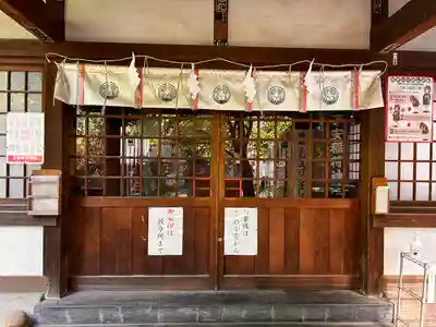 子安稲荷神社の本殿・本堂