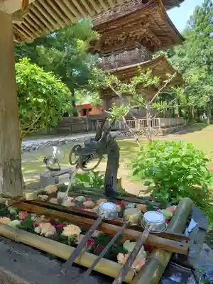 乙寳寺の手水舎