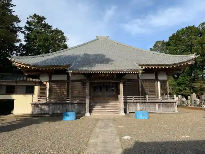 長勝寺の本殿・本堂