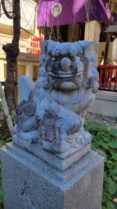 矢先稲荷神社の狛犬