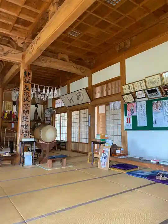 釈迦院の本殿・本堂