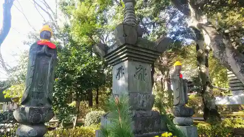 安養院の塔