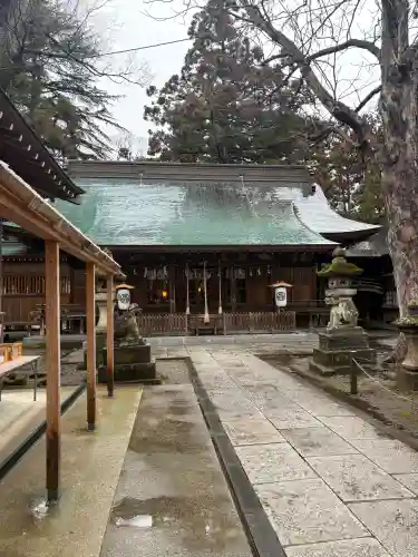 蠶養國神社の{uncategorized: "未分類", other: "その他", undefined: "問題あり", building: "その他建物", grave: "お墓", sacred_gate: "鳥居", guardian: "狛犬", statue: "像", buddha: "仏像", history: "歴史", nature: "自然", garden: "庭園", animal: "動物", pagoda: "塔", temizu: "手水舎", mountain_gate: "山門・神門", sanctuary: "本殿・本堂", subordinate: "末社・摂社", art: "芸術", scenery: "景色", jizo: "地蔵", ema: "絵馬", goshuin: "御朱印", omikuji: "おみくじ", items: "授与品その他", amulet: "お守り", goshuincho: "御朱印帳", eats: "食事", festival: "お祭り", votive_dance: "神楽", shichigosan: "七五三参", wedding: "結婚式", experience: "体験その他", initially: "初詣", around: "周辺", anti_infection: "感染症対策"}