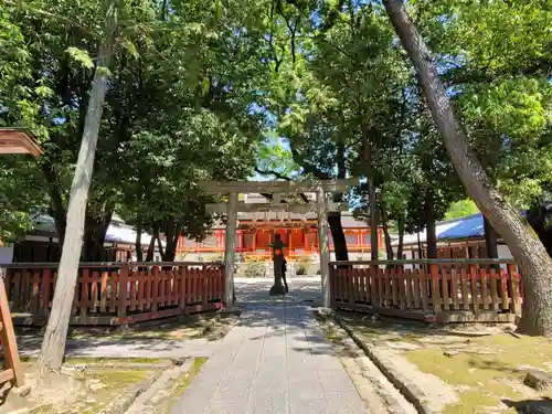 休ヶ岡八幡宮（薬師寺境内社）の鳥居