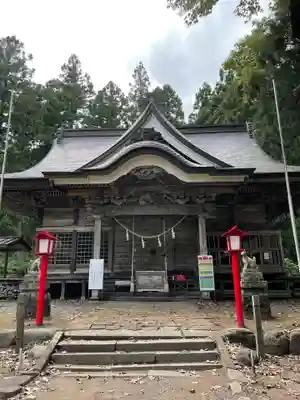 岡谷稲荷神社の本殿・本堂