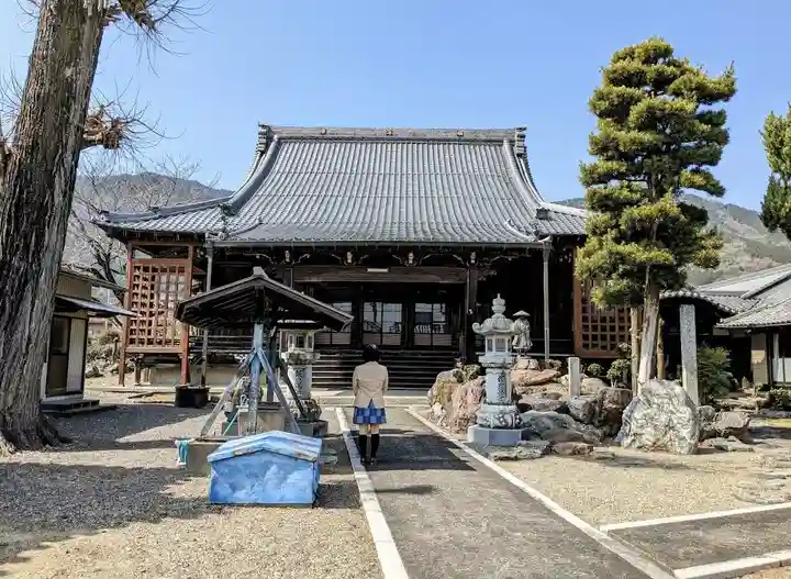願海寺の本殿・本堂