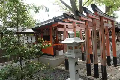 羽束師坐高御産日神社の末社・摂社