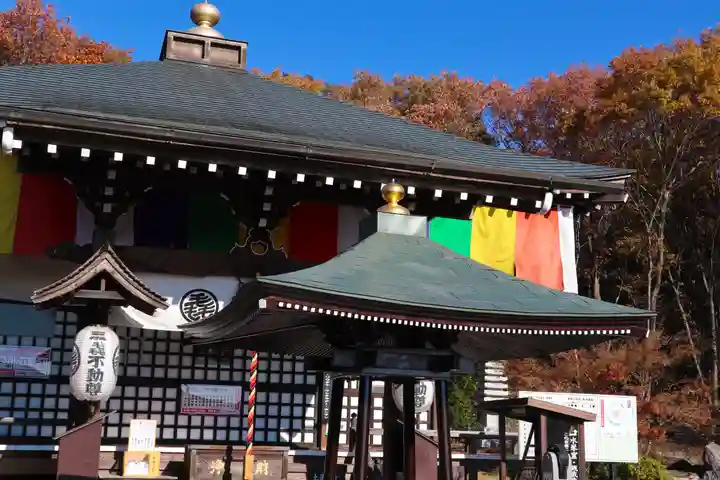 三毳不動尊の本殿・本堂