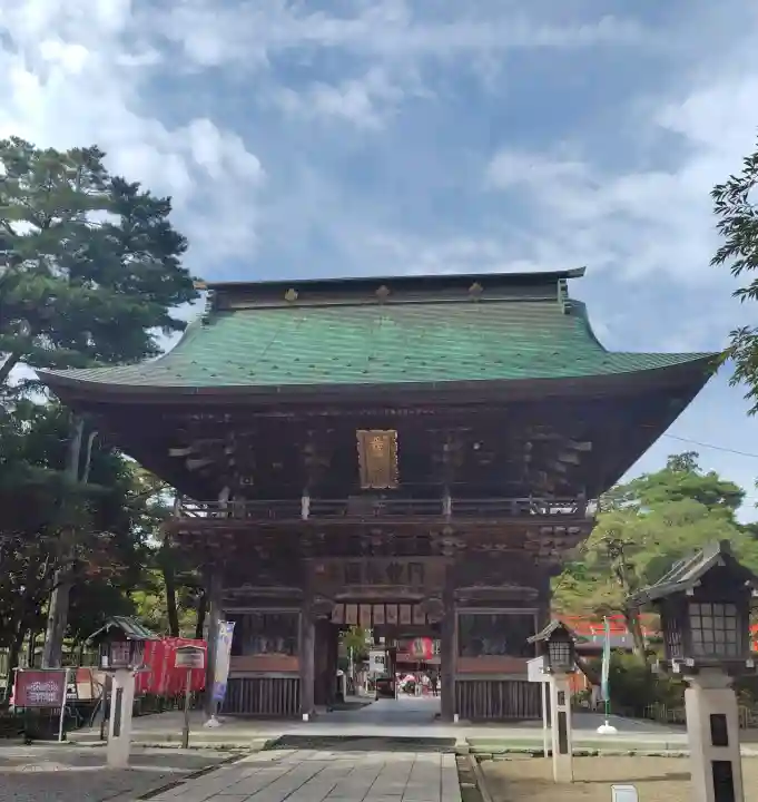 竹駒神社の{uncategorized: "未分類", other: "その他", undefined: "問題あり", building: "その他建物", grave: "お墓", sacred_gate: "鳥居", guardian: "狛犬", statue: "像", buddha: "仏像", history: "歴史", nature: "自然", garden: "庭園", animal: "動物", pagoda: "塔", temizu: "手水舎", mountain_gate: "山門・神門", sanctuary: "本殿・本堂", subordinate: "末社・摂社", art: "芸術", scenery: "景色", jizo: "地蔵", ema: "絵馬", goshuin: "御朱印", omikuji: "おみくじ", items: "授与品その他", amulet: "お守り", goshuincho: "御朱印帳", eats: "食事", festival: "お祭り", votive_dance: "神楽", shichigosan: "七五三参", wedding: "結婚式", experience: "体験その他", initially: "初詣", around: "周辺", anti_infection: "感染症対策"}