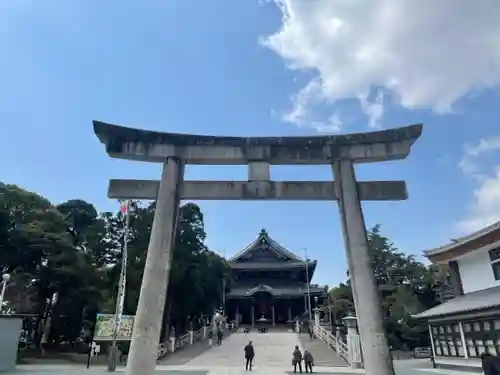 豊川閣　妙厳寺の鳥居