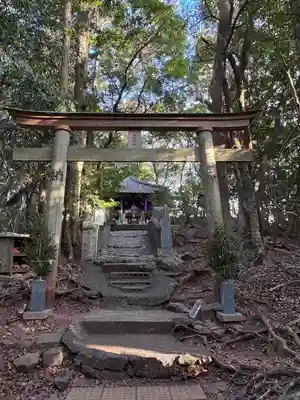 青龍寺奥の院(波切不動)の鳥居