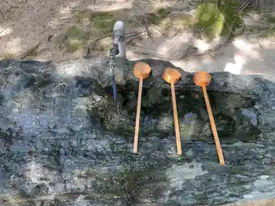 西八龍社の手水舎