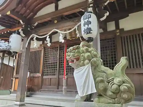 多聞六神社の狛犬