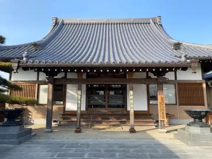 宝性寺の本殿・本堂