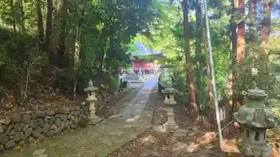 満願寺の周辺