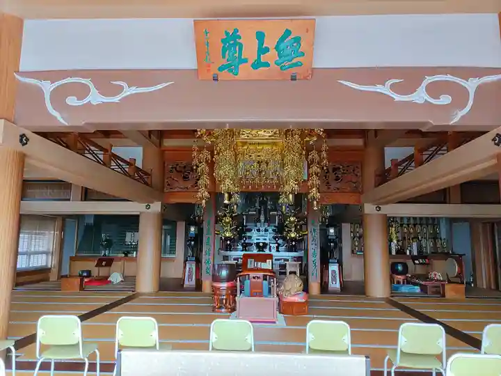 極楽寺の本殿・本堂