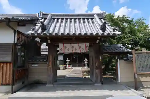与楽寺の山門・神門