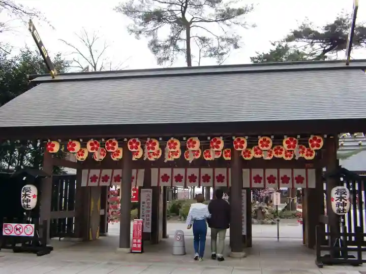櫻木神社の山門・神門