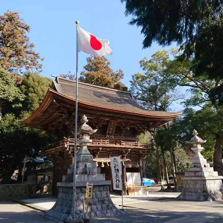 府八幡宮の山門・神門