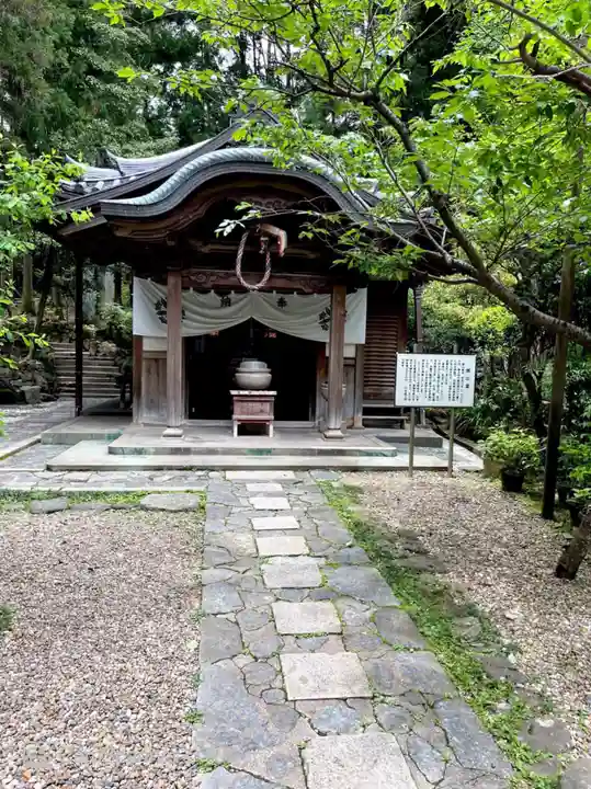 宝山寺の末社・摂社