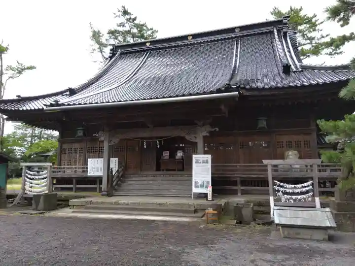 重蔵神社の本殿・本堂