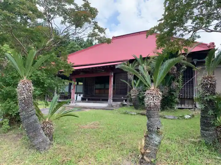 神宮寺の本殿・本堂