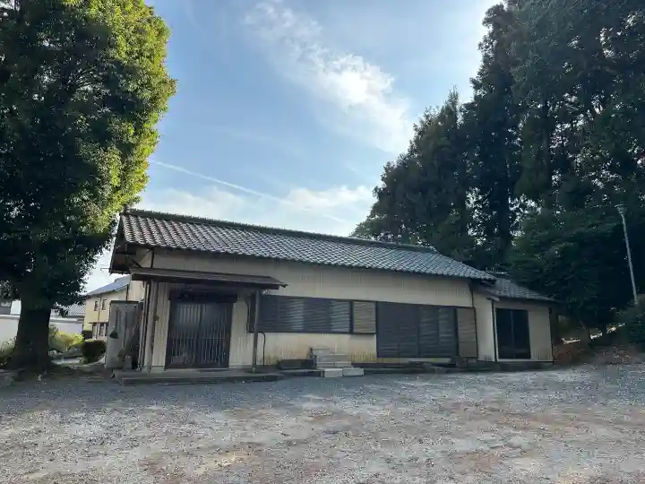 大神社の{uncategorized: "未分類", other: "その他", undefined: "問題あり", building: "その他建物", grave: "お墓", sacred_gate: "鳥居", guardian: "狛犬", statue: "像", buddha: "仏像", history: "歴史", nature: "自然", garden: "庭園", animal: "動物", pagoda: "塔", temizu: "手水舎", mountain_gate: "山門・神門", sanctuary: "本殿・本堂", subordinate: "末社・摂社", art: "芸術", scenery: "景色", jizo: "地蔵", ema: "絵馬", goshuin: "御朱印", omikuji: "おみくじ", items: "授与品その他", amulet: "お守り", goshuincho: "御朱印帳", eats: "食事", festival: "お祭り", votive_dance: "神楽", shichigosan: "七五三参", wedding: "結婚式", experience: "体験その他", initially: "初詣", around: "周辺", anti_infection: "感染症対策"}