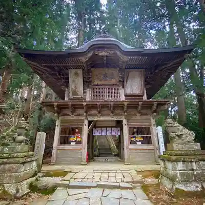 鷲子山上神社の山門・神門