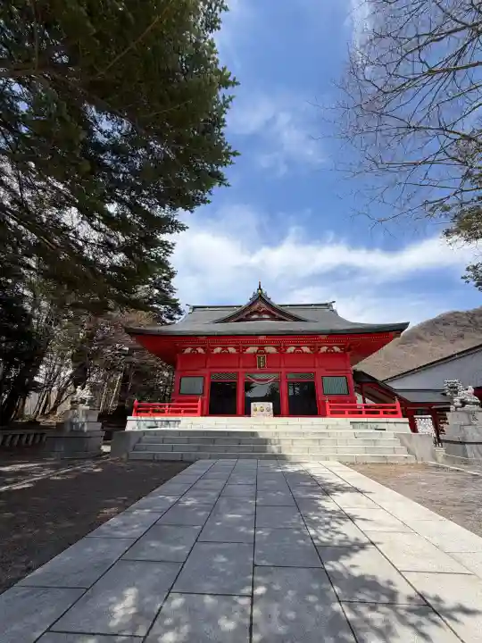 赤城神社の{uncategorized: "未分類", other: "その他", undefined: "問題あり", building: "その他建物", grave: "お墓", sacred_gate: "鳥居", guardian: "狛犬", statue: "像", buddha: "仏像", history: "歴史", nature: "自然", garden: "庭園", animal: "動物", pagoda: "塔", temizu: "手水舎", mountain_gate: "山門・神門", sanctuary: "本殿・本堂", subordinate: "末社・摂社", art: "芸術", scenery: "景色", jizo: "地蔵", ema: "絵馬", goshuin: "御朱印", omikuji: "おみくじ", items: "授与品その他", amulet: "お守り", goshuincho: "御朱印帳", eats: "食事", festival: "お祭り", votive_dance: "神楽", shichigosan: "七五三参", wedding: "結婚式", experience: "体験その他", initially: "初詣", around: "周辺", anti_infection: "感染症対策"}