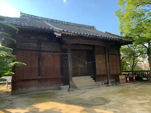 唐津神社の本殿